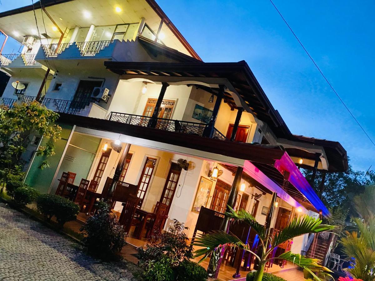 Montana Rest Hotel Anuradhapura Eksteriør billede