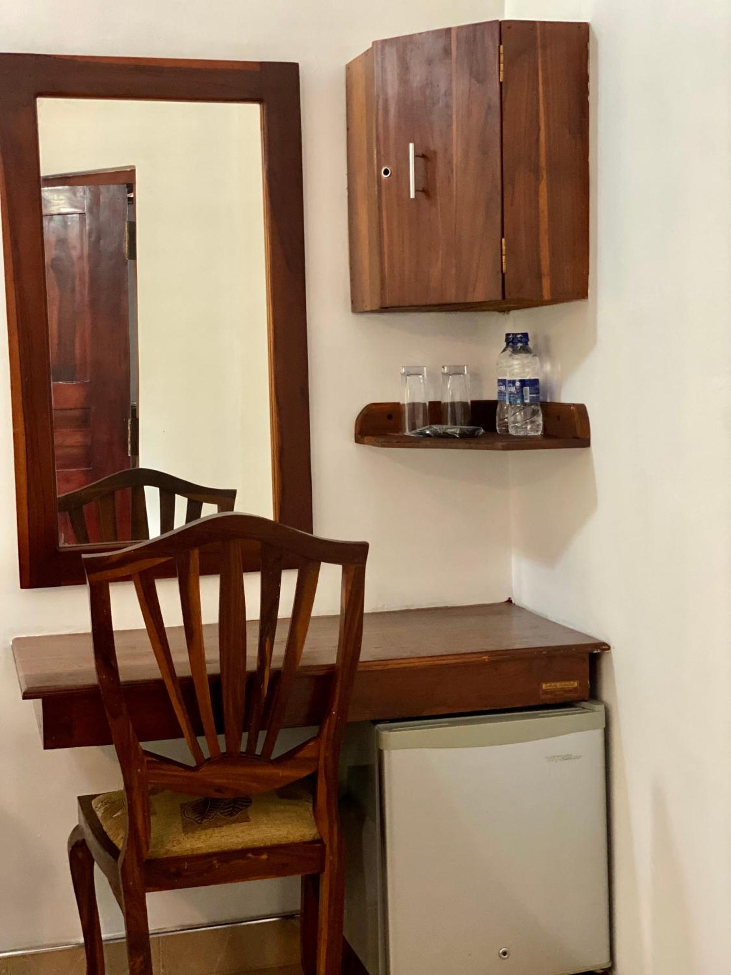 Montana Rest Hotel Anuradhapura Eksteriør billede