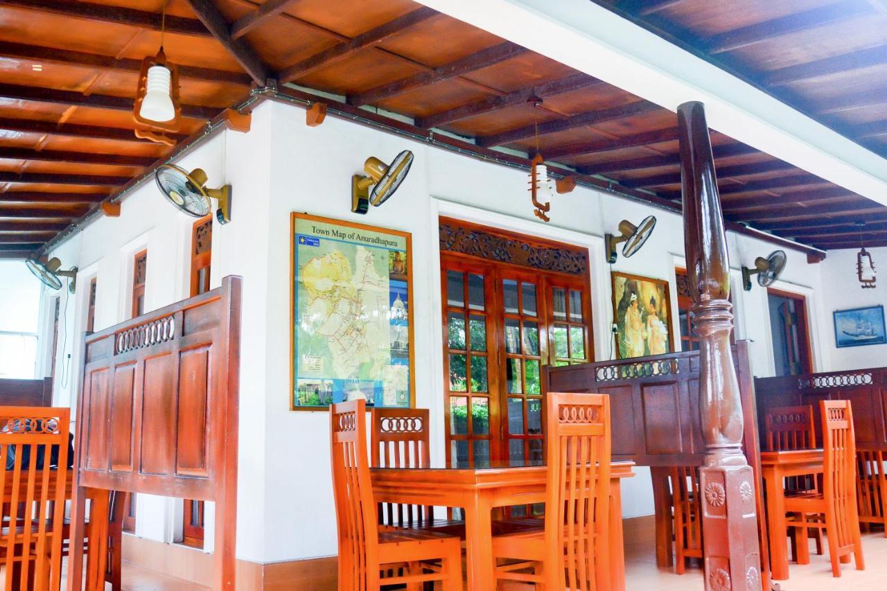 Montana Rest Hotel Anuradhapura Eksteriør billede